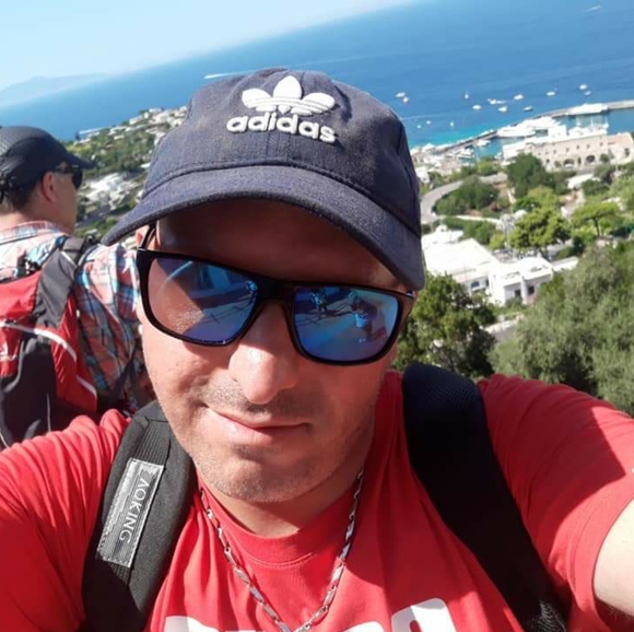 Meet your Posher - Picture 4 of 4